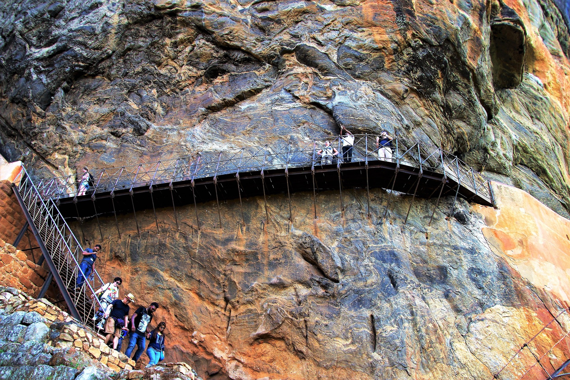 Climbing Sigiriya Rock A Step-by-Step Adventure